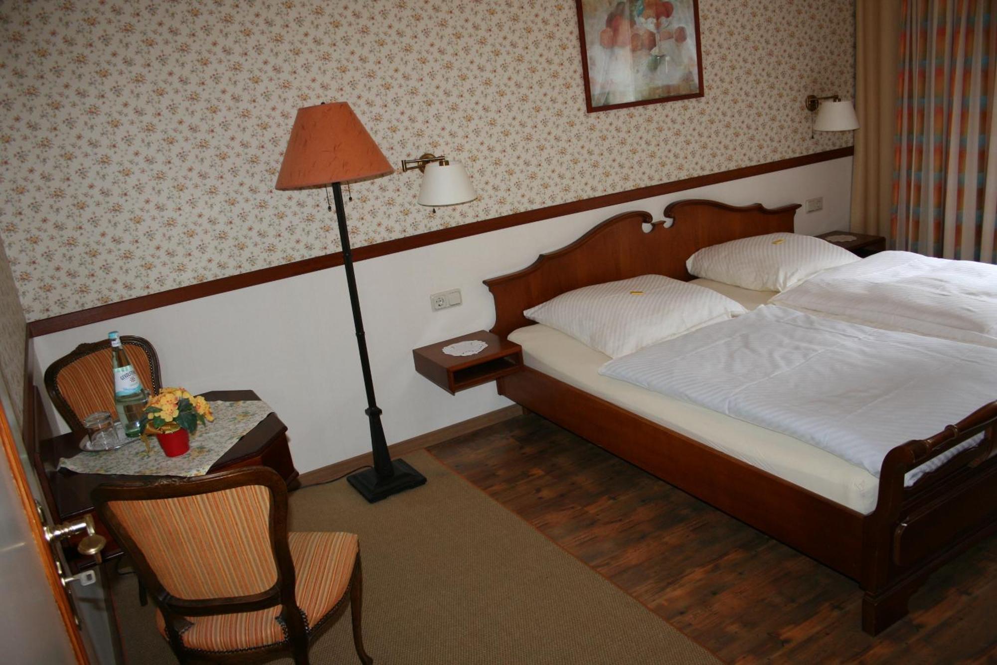 Hotel Meyer Kürten Extérieur photo